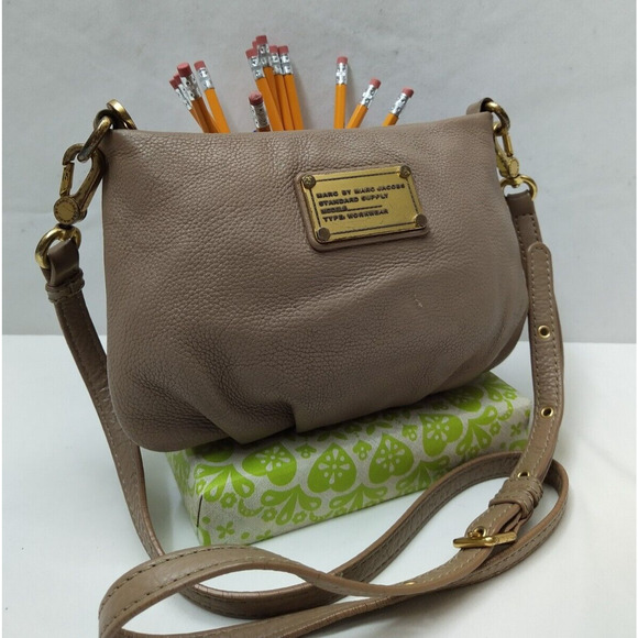 Marc By Marc Jacobs Brown Pebbled Leather Zipper Closure Small Crossbody Bag - Picture 15 of 16